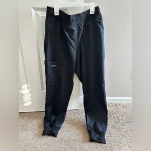 Cherokee black scrub joggers